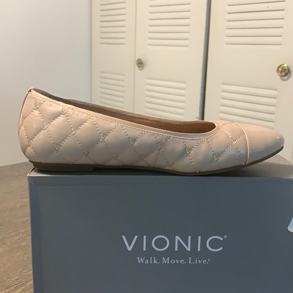 bionic quilted/patent flats . color is nude